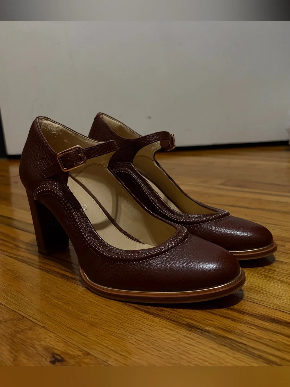 Clarks Ellis Mae brown leather Mary Jane pumps